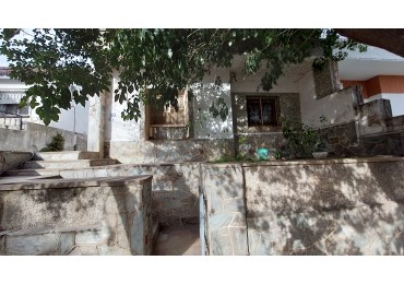 CASA EN VENTA, Calle ECHAGUE 80 BIS
